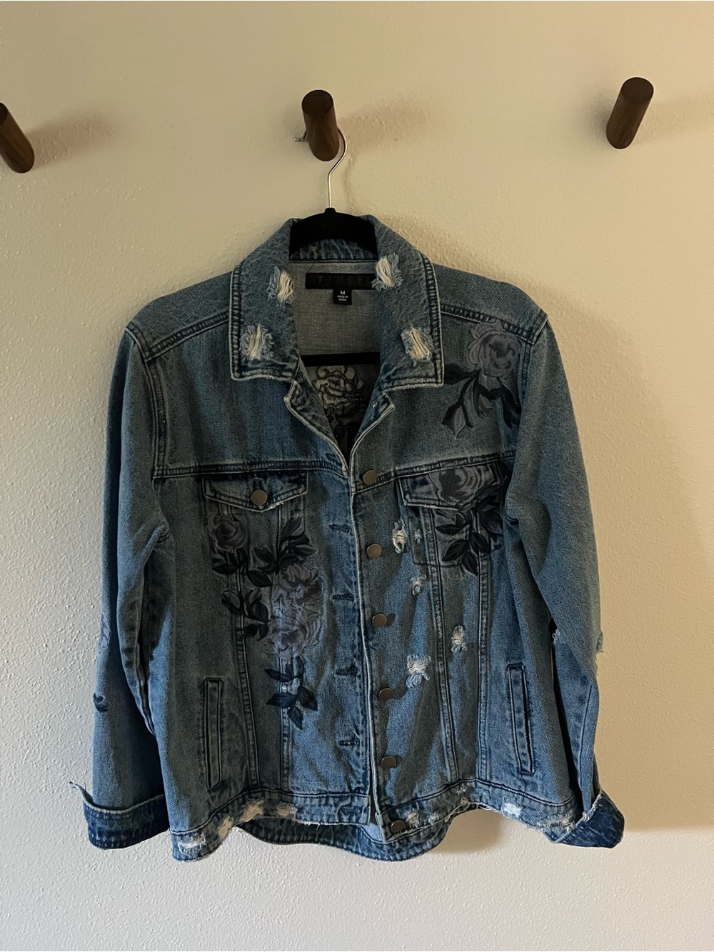 Tinsel Light Blue Floral Embroidered Distressed Jean Jacket